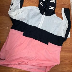 PINK V.S windbreaker